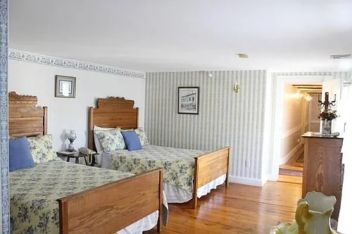 6 Portland Ave #4 Photo 1
