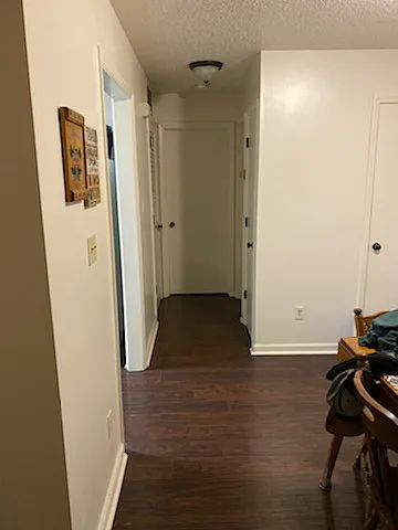 1 bed, 781 sqft, $985 — Photo 2