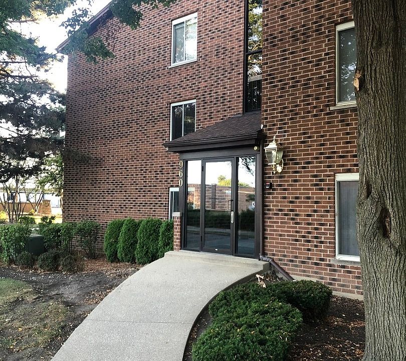 1st image of 960 Perrie Dr APT 201