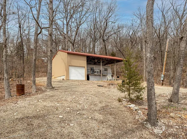 6421 Lakeview Dr, French Village, MO 63036