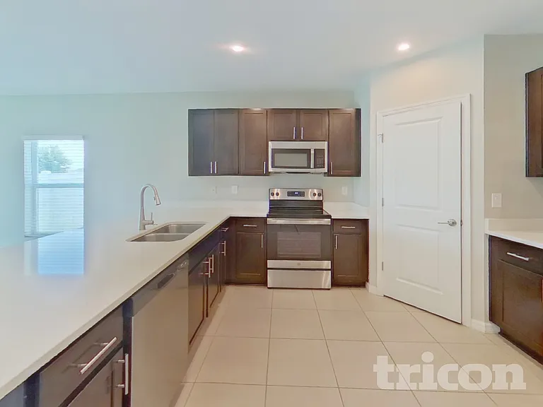 226 Amber Way — Photo 5