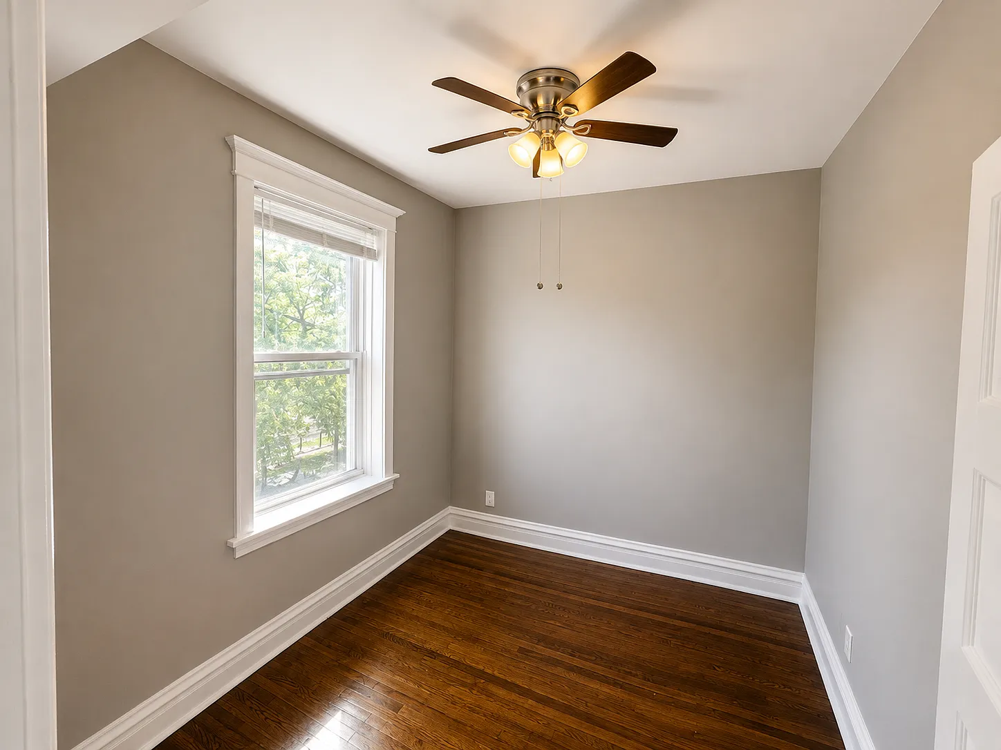 6112 South Ingleside Avenue, Unit 3N — Photo 4