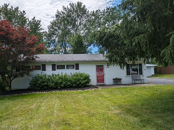 2nd image of 7690 Crestwood Ln