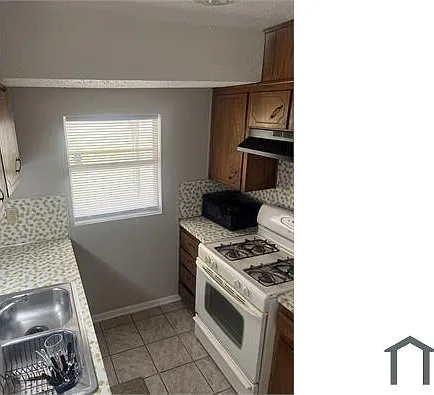 1010 Stephen St — Photo 12