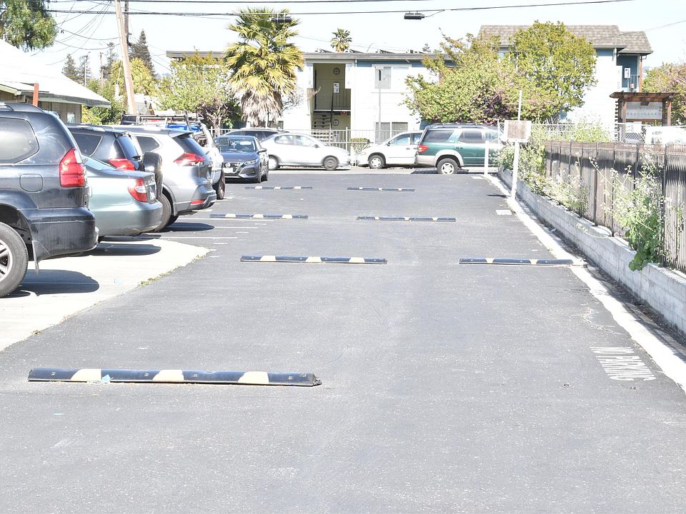 2nd image of 22307 S Garden Ave #Kpbtrhkr5