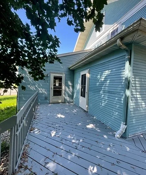 810 Alaska Ave — Photo 2