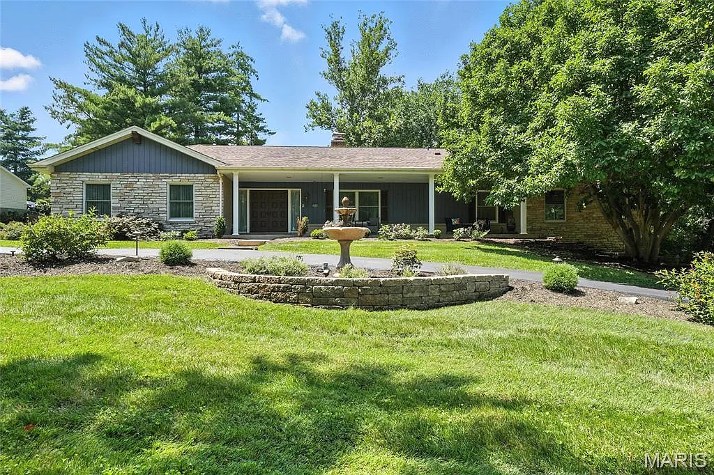 10648 Charlamar Ln photo 1