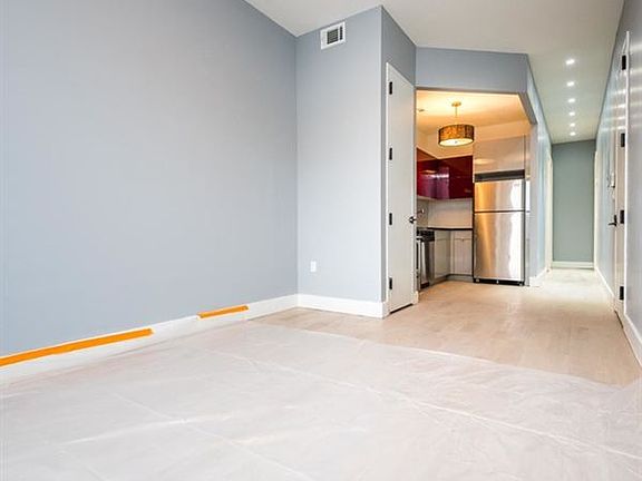 011_78_Jackson_Street__2L-10