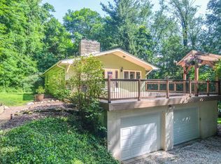 142 Briarwood Dr, Granville, OH