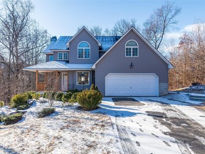 47 Maurerbrook Drive, Fishkill, NY, 12524
