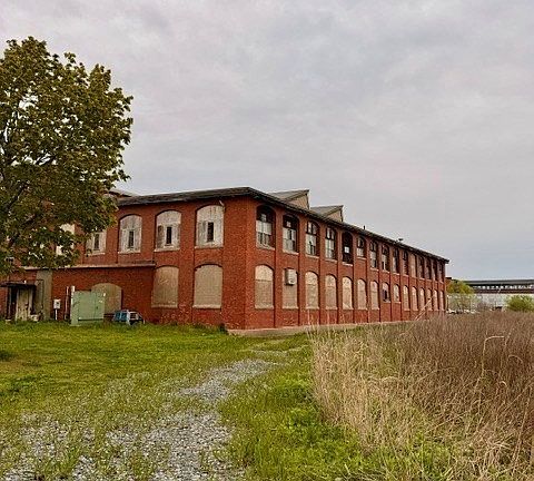 2nd image of 194-194 Riverside Ave #R