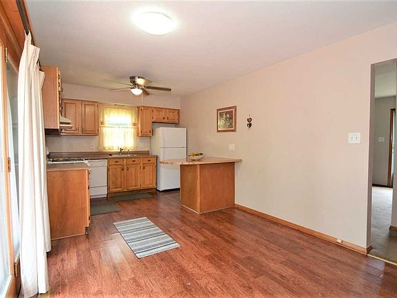 5th image of 17 N Fairlawn Ave