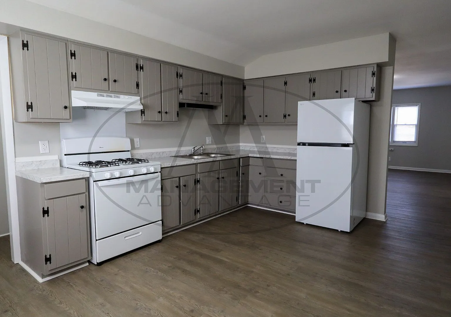 215-219 S. 16th St. Premier — Photo 1