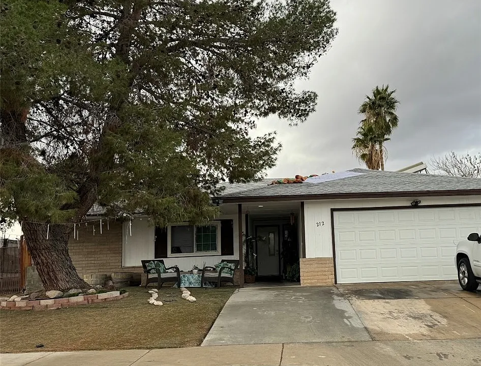 212 Bradshaw Way
