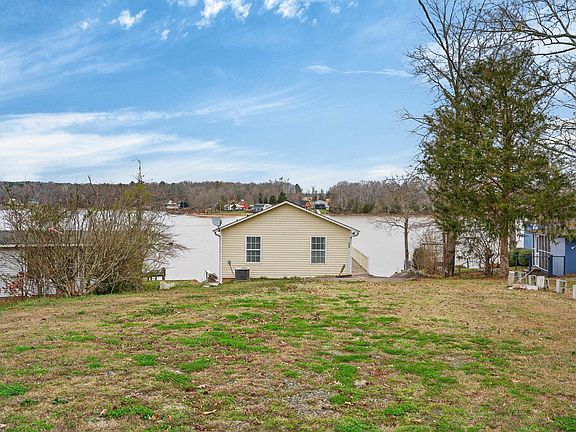 2nd image of 380 Relax St