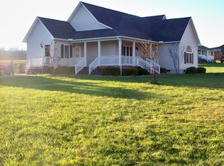 1176 Stonehouse Rd, Caldwell, WV 24925