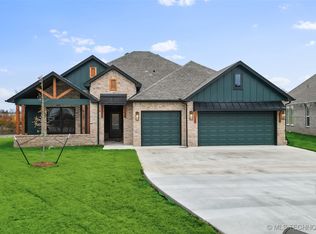 6133 S 320th East Ave, Broken Arrow, OK 74014