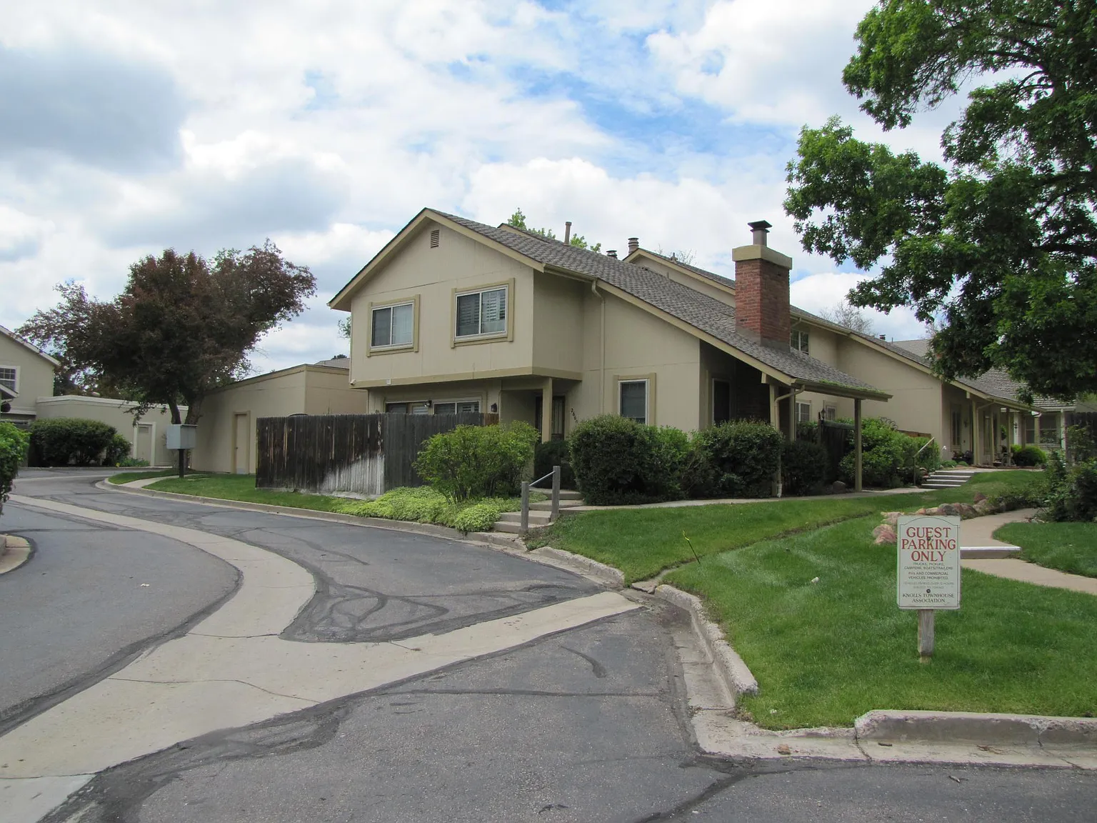 2662 E Easter Ave — Photo 4