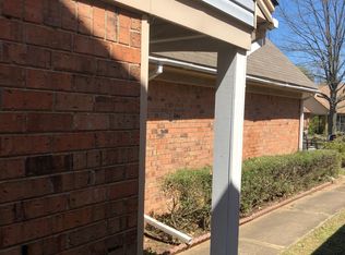 7687 Lilly Ln, Southaven, MS 38671
