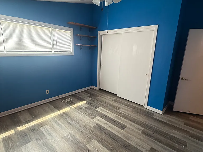 3301 Canterbury Dr — Photo 14