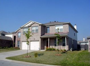 8024 Southern Pine Way, Fort Worth, TX 76123
