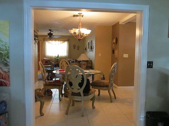2nd image of 2038 Powderhorn Dr