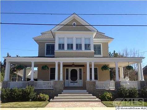 2nd image of 211 Berkeley Ave