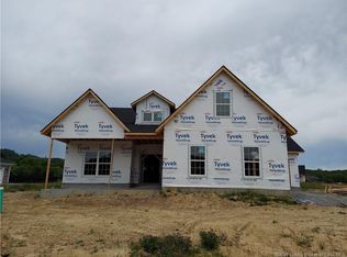 7999 Turf Way Trl, Sellersburg, IN 47172