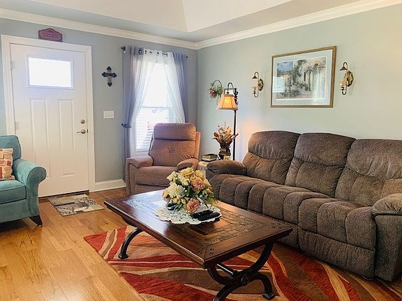3rd image of 4520 Yorkshire Ln #0