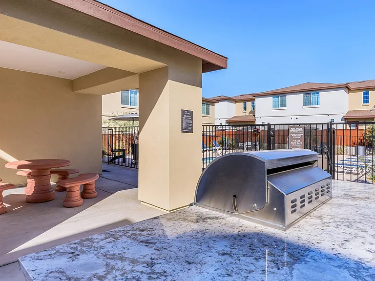 San Luciano Townhomes — Photo 12