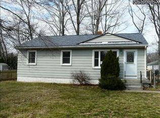 144 Vineyard Rd, Avon Lake, OH 44012