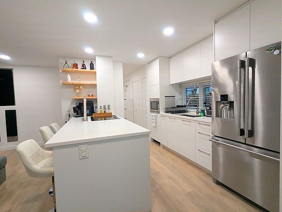 5th image of 3980 Carrigan Ct #T6903