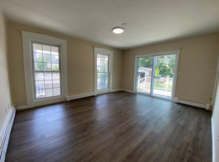 31 Dedham St APT D, Wrentham, MA 02093