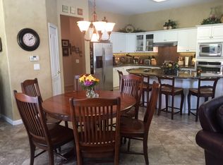 627 W Muncie Ave, Clovis, CA