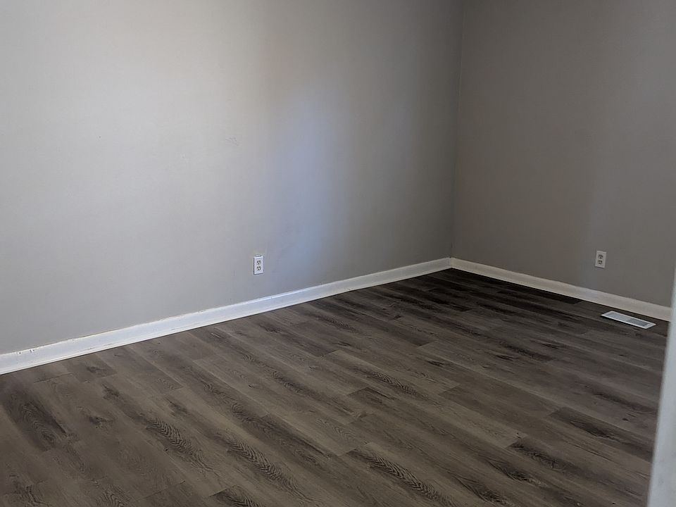 2nd image of 36 Fortson Dr