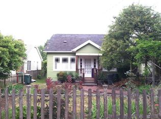 820 NE 96th St, Seattle, WA 98115