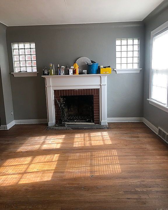 1st image of 3525 Belaire Pl