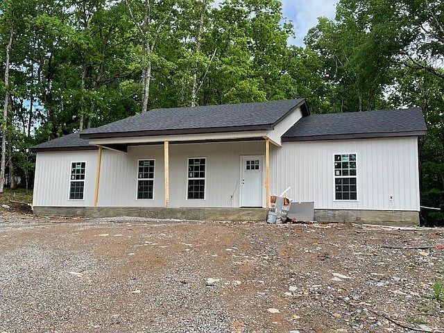 1st image of 214 Ashlyn Dr