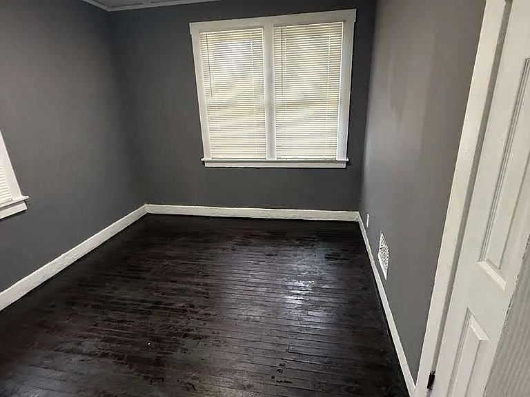 2676 Sturtevant St #3-1 — Photo 15