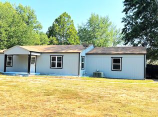 467 W County Street, Monett, MO 65708