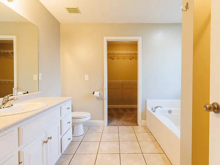 76 Brookfield Dr — Photo 26