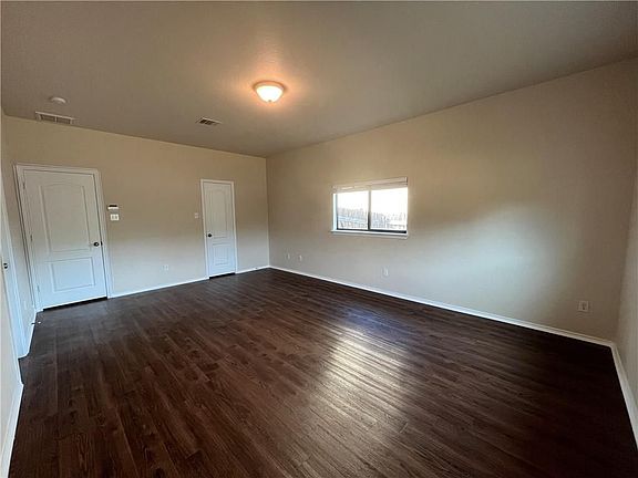 5th image of 1709 E Mesa Park Cv
