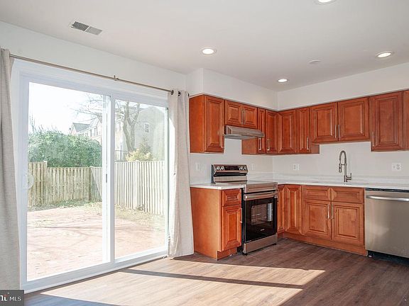 5th image of 6639 Deer Gap Ct