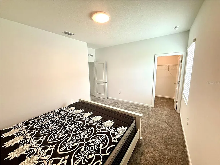 2970 Armstrong Ave — Photo 41