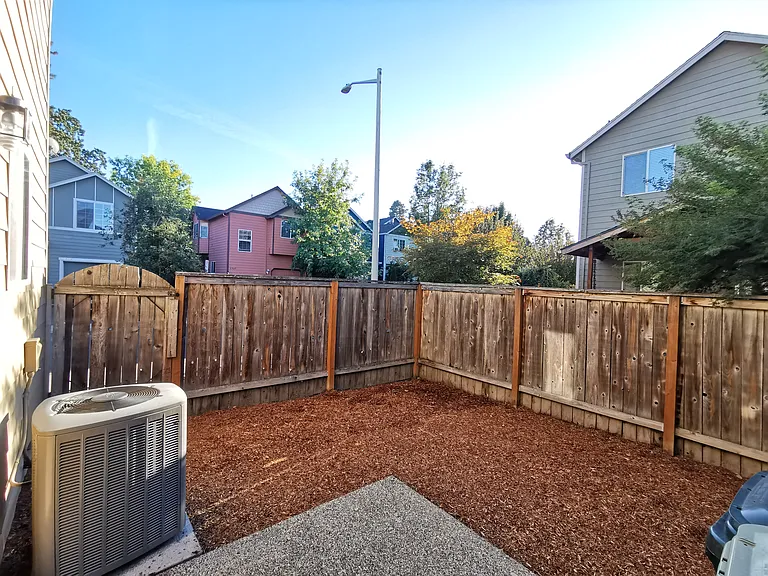 2597 SW 179th Ter — Photo 17
