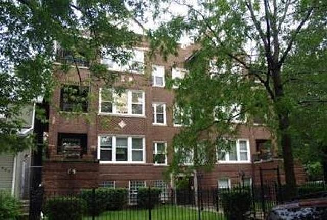 1st image of 3344 W Ainslie St APT G3
