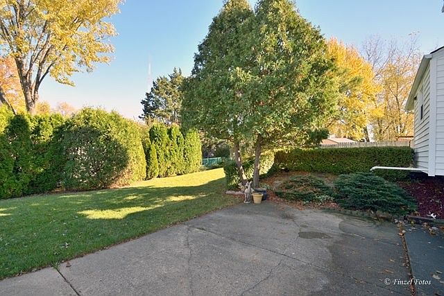 2nd image of 1542 Colorado Ln