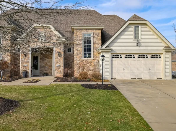 1152 Lilly Vue Ct, Mars, PA 16046