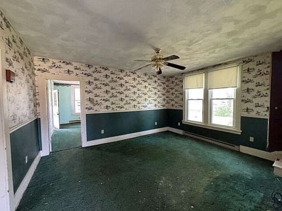 4th image of 1114 Cooks Hill Rd