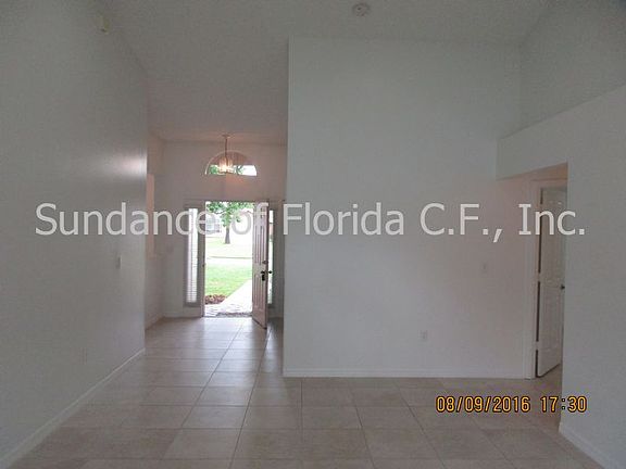 3rd image of 1420 Sophie Way